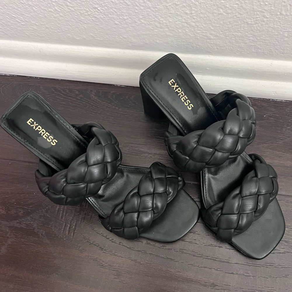 Express Braided Double Band Heels Size 7.5 Color Black